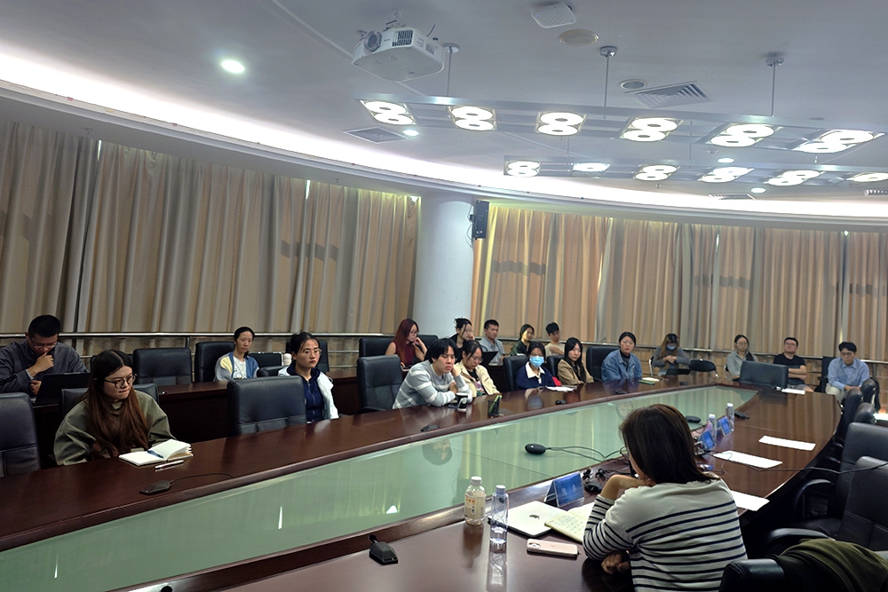 政策赋能，职引未来——医学中心科教部召开2026届毕业生就业政策宣讲会(图1)